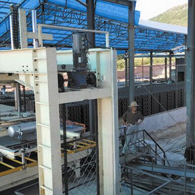 牡丹區(qū)富民建材公司生產車間